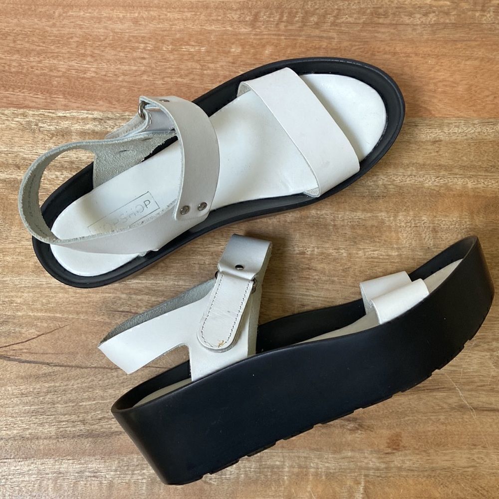 Topshop White Fern Sunken LeatherWedge Heel  Sandals Platform Size 5.5 US
